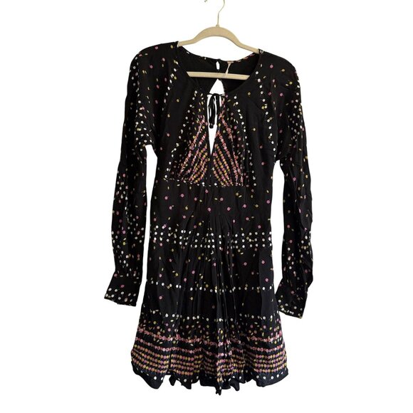 Free People Dresses & Skirts - Free People Coryn‎ Black print Long Sleeve Mini Dress Size 8 Bohemian
